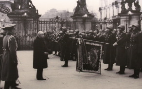 Historie - jednotka s presidentem